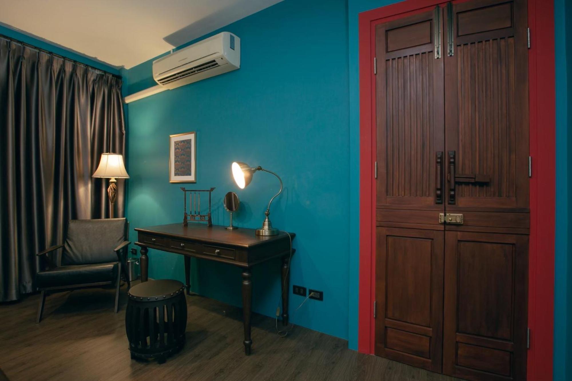 Caiyong Hometel & Cafe'S Studio Bangkok Dış mekan fotoğraf
